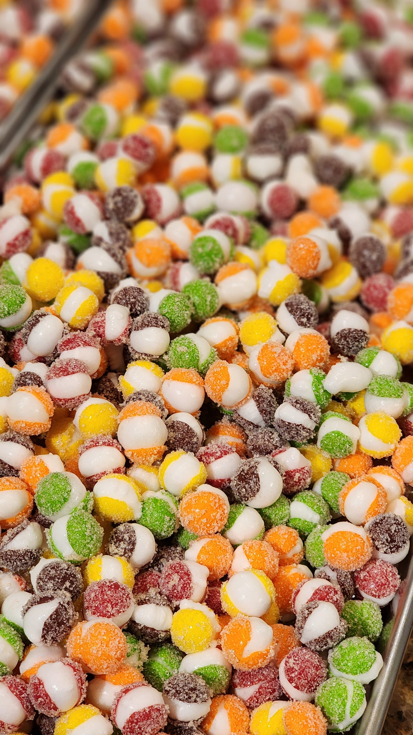 Extreme Sour Pucker Rainbow Crunchies (Freeze Dried)